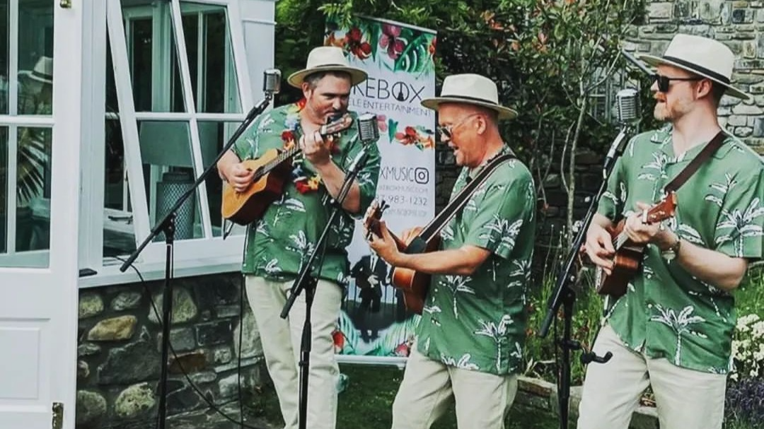 UKEBOX